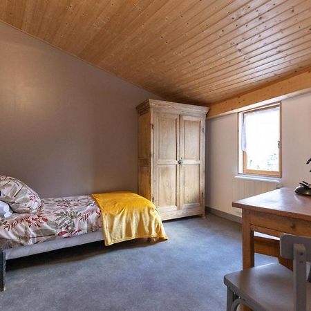 Chambre D'Hote De La Petite Toscane D'Auvergne Bed & Breakfast Isserteaux Ngoại thất bức ảnh